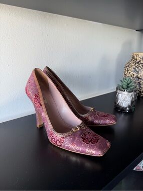 Rare Vintage Prada Pink Floral Jacquard Pumps